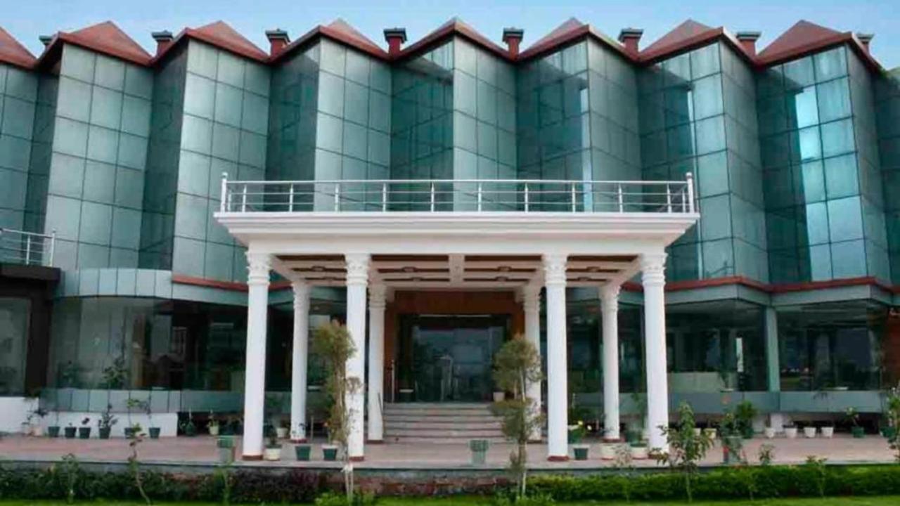 Hotel Padmini Palace Rāni Pokhri Exterior foto