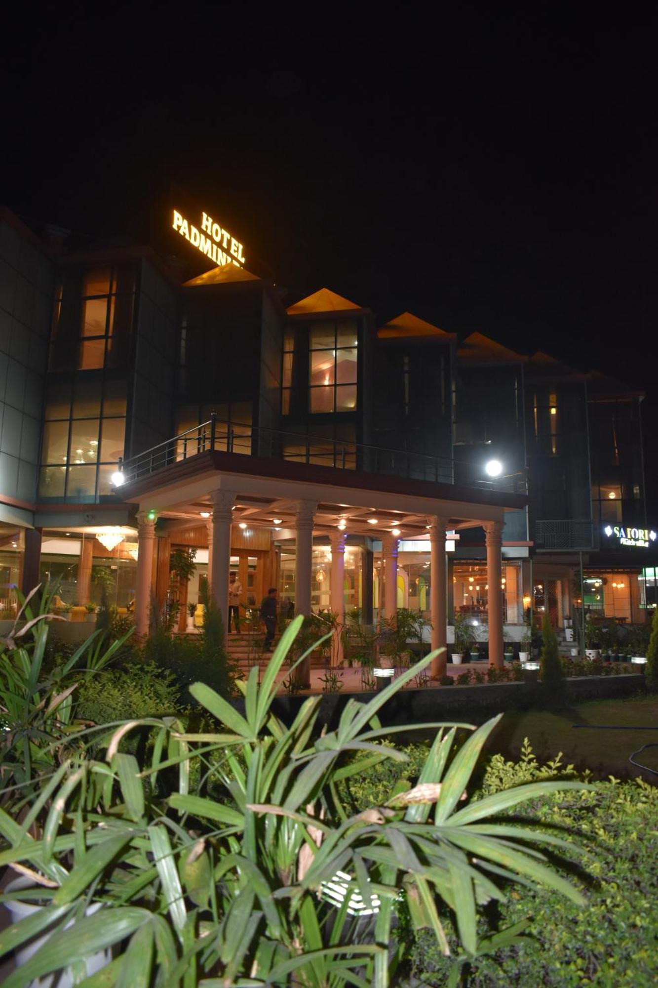 Hotel Padmini Palace Rāni Pokhri Exterior foto