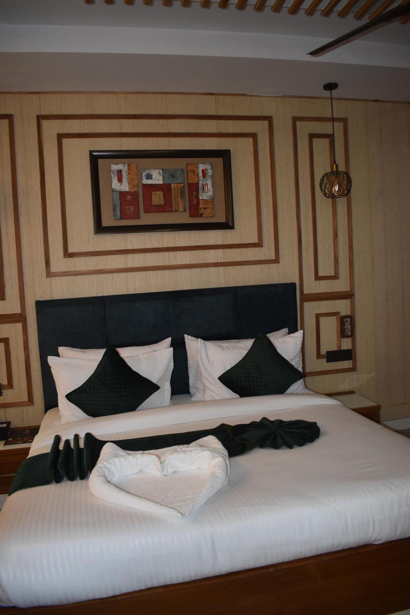 Hotel Padmini Palace Rāni Pokhri Exterior foto